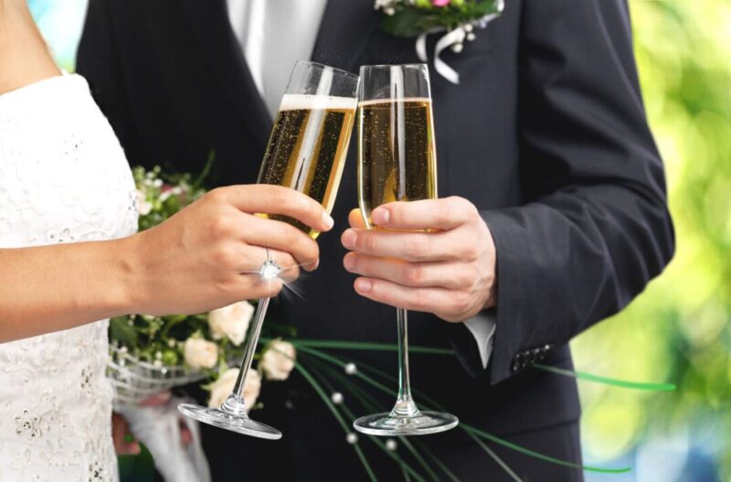 Шампанське на весілля